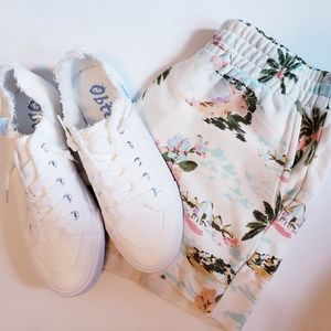 Comfy LC Lauren Conrad Tropical Shorts Medium